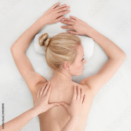 Foto: Young woman in SPA Young woman in SPA