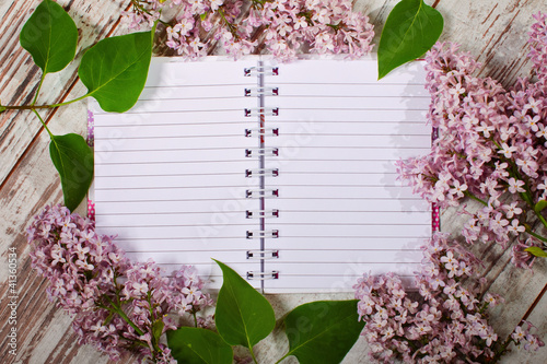 Foto: Open blank notebook ready to write ... Open blank notebook ready to write ...