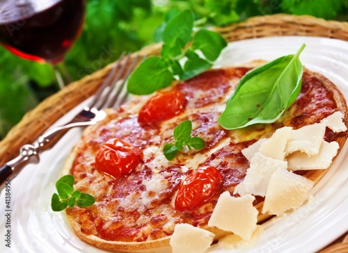 Foto: Pizza - Salami Pizza - Salami