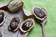 Bouchées au chocolat et à la pistache