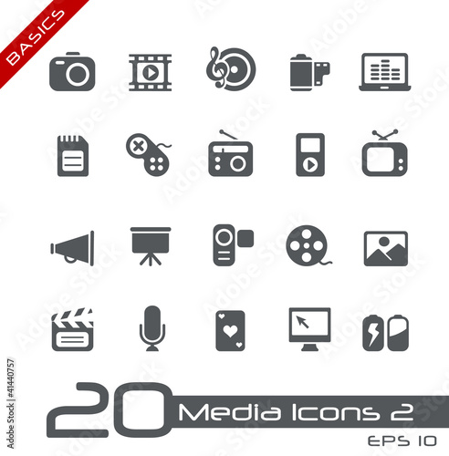Vector: Multimedia Icons // Basics Multimedia Icons // Basics