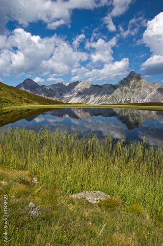 Photo: Bergsee in den Alpen Bergsee in den Alpen