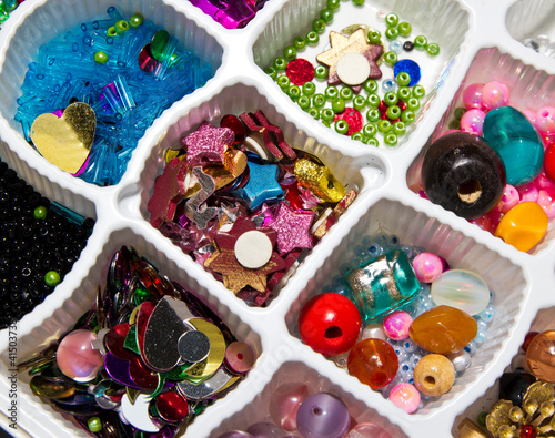 Photo: decorative objects to make bracelets and necklaces decorative objects to make bracelets and necklaces