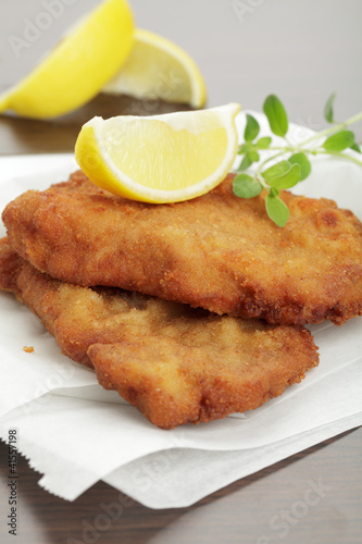 Photo: Schweineschnitzel mit Zitrone Schweineschnitzel mit Zitrone