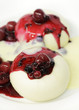 Germknödel mit roter Grütze
