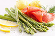 Spargel mit Lachs