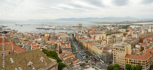 Photo: Cagliari, panorama del centro urbano Cagliari, panorama del centro urbano