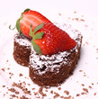 Schokotorte mit Erdbeeren