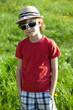 Foto: The fair-haired boy in red shirt The fair-haired boy in red shirt