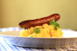 Bratwurst mit Kartoffelbrei (Kartoffelpüree) Bratwurst mit Kartoffelbrei (Kartoffelpüree)