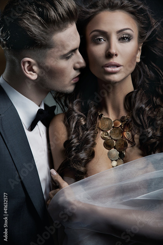 Foto: Portrait of a sexy couple Portrait of a sexy couple