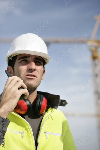 Foto: Foreman overseeing build Foreman overseeing build