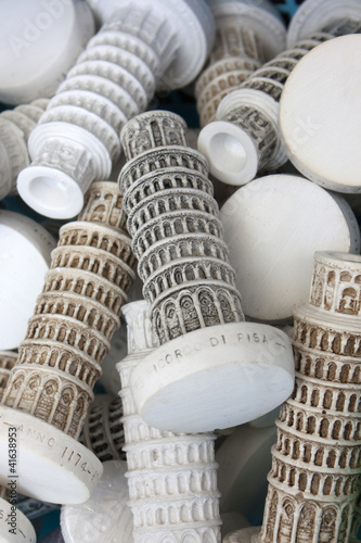 Photo: Tour de Pise (souvenirs) Tour de Pise (souvenirs)