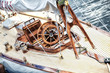 Detail einer Segelyacht im Kieler Hafen
