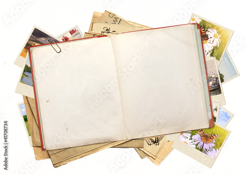 Foto: Old book and photos Old book and photos
