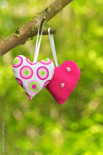 Foto: Alles Liebe, verliebt, zwei Herzen, gemeinsam abhängen Alles Liebe, verliebt, zwei Herzen, gemeinsam abhängen