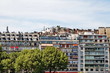 Immeubles et arbres, Paris.