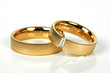 Goldene Eheringe