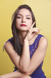 Foto: beautiful latina model in a blue dress beautiful latina model in a blue dress
