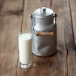 frische Kuhmilch