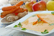 Foto: Karottensuppe mit Apfel und Ingwer Karottensuppe mit Apfel und Ingwer