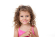 child counting with fingers