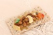 cracker integrale con miele e frutta secca cracker integrale con miele e frutta secca