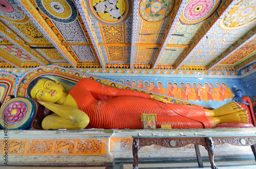 Photo: Reclining Buddha at Isurumuniya Vihara in Anuradhapura,Sri Lanka Reclining Buddha at Isurumuniya Vihara in Anuradhapura,Sri Lanka