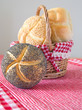 Mohnbrötchen und Sesambrötchen