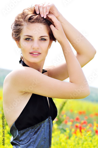 Photo: posing girl posing girl