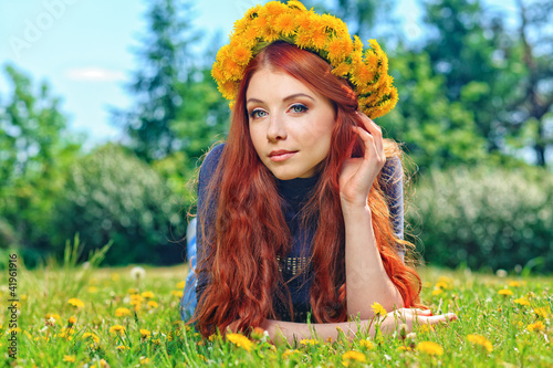 Photo: circlet of flowers circlet of flowers