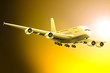 Jumbo-Jet am Abendhimmel