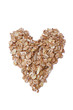 cuore di cereali_sfondo bianco cuore di cereali_sfondo bianco