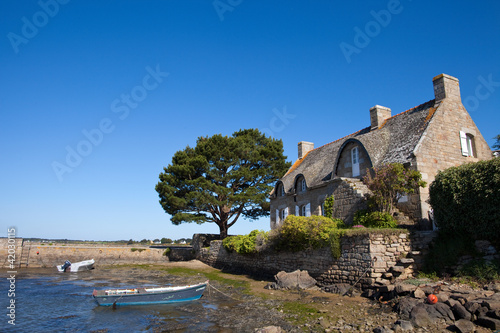 Photo: Maison bretonne à Saint Cado Maison bretonne à Saint Cado