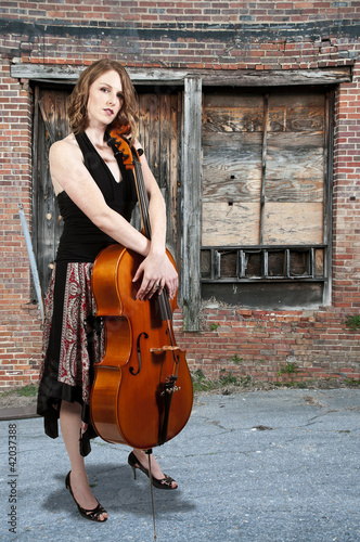 Photo: Woman cellist Woman cellist