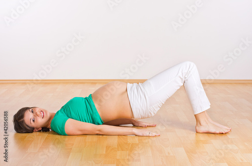Photo: Schwangere beim Sport Schwangere beim Sport