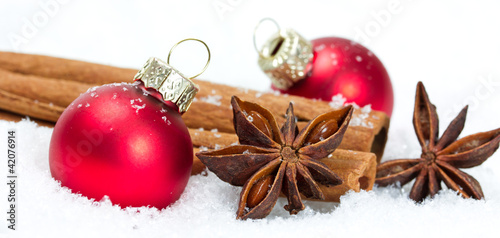 Foto: Weihnachtsdeko rote Kugeln Weihnachtsdeko rote Kugeln