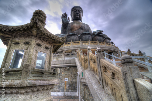 Photo: Tian Tan Buddha, Lantau Island, Hong Kong. Tian Tan Buddha, Lantau Island, Hong Kong.