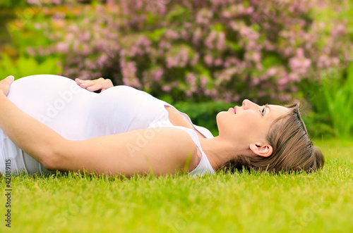 Foto: Beautiful pregnant woman Beautiful pregnant woman