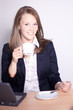 Foto: Frau im Büro Frau im Büro