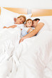 Foto: Familie im Bett Familie im Bett