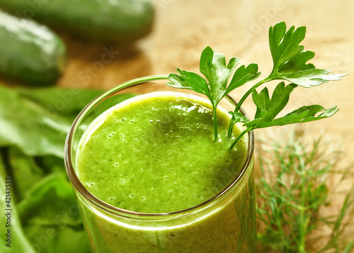 Photo: Healthy drink, vegetable juice, studio shot Healthy drink, vegetable juice, studio shot