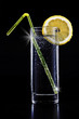 Erfrischendes Wasserglas