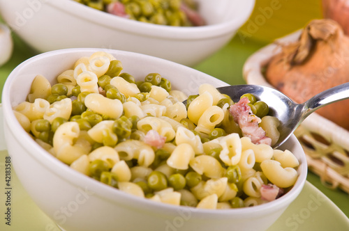 Photo: Pea and pasta soup. Pea and pasta soup.