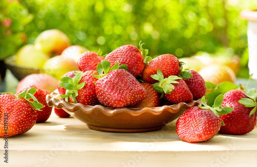 Photo: fresh strawberries fresh strawberries