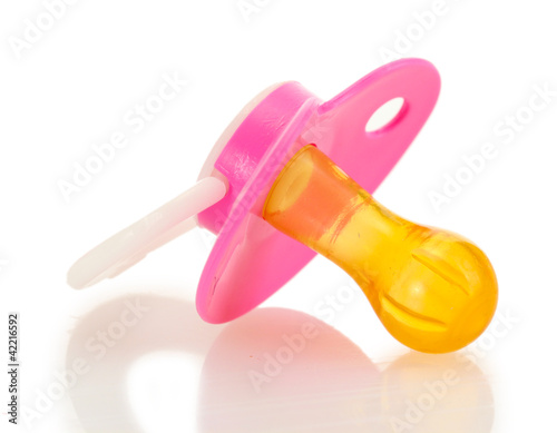 Foto: pink baby's pacifier isolated on white background pink baby's pacifier isolated on white background