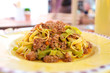 Bandnudeln mit Bolognese