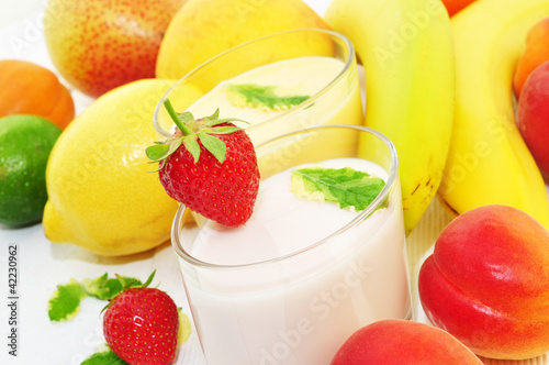 Foto: Banane, Erdbeeren Banane, Erdbeeren