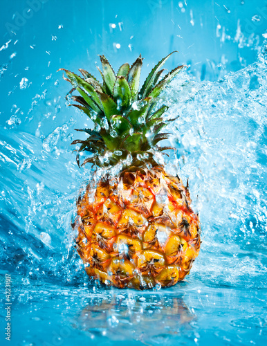 Photo: Fresh pineapple Fresh pineapple
