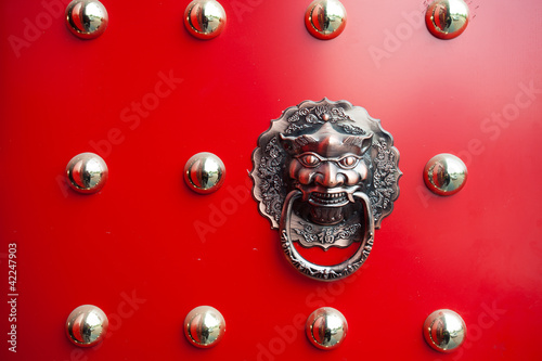 Photo: Oriental lion's door Oriental lion's door